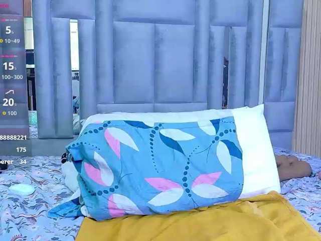 missfoster live cam preview