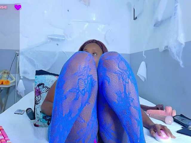 missfoster live cam on BongaCams