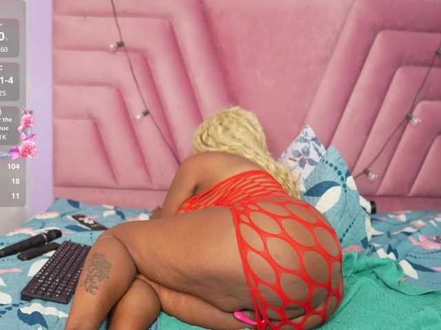 missfoster live cam on BongaCams