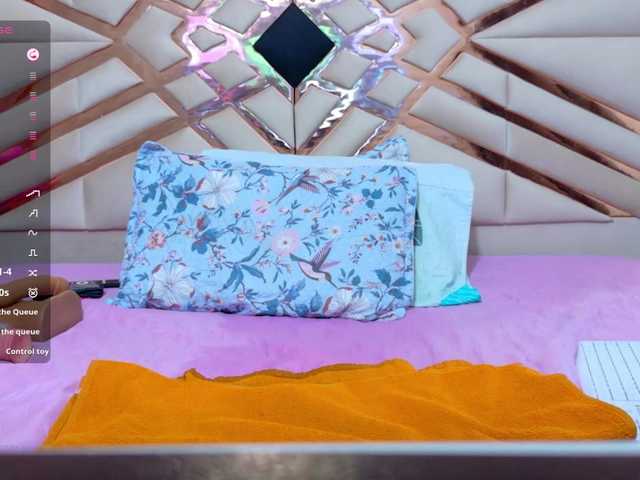 missfoster live cam on BongaCams