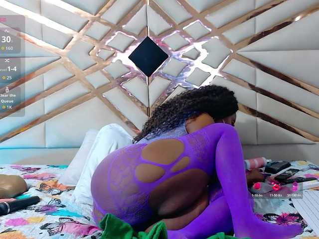 missfoster live cam on BongaCams