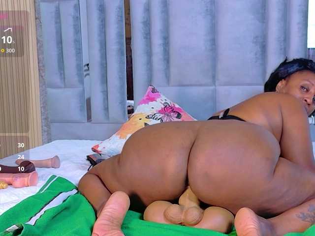 missfoster live cam on BongaCams