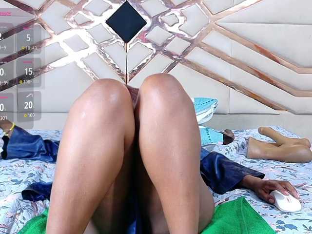 missfoster live cam on BongaCams