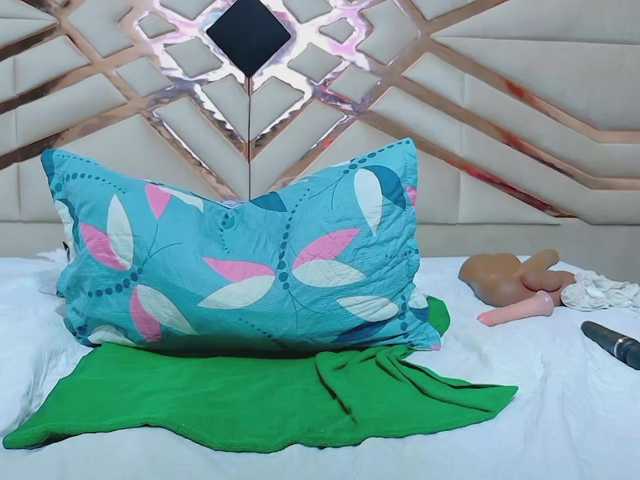 missfoster live cam on BongaCams