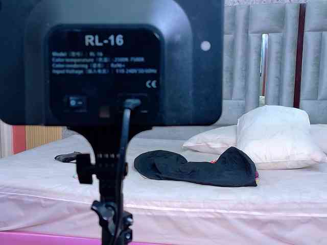 missfoster webcam