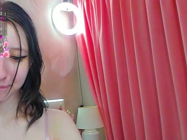 BlairWood's BongaCams show and profile