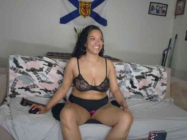 TemptationNHeat webcam