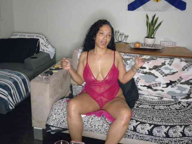 TemptationNHeat webcam