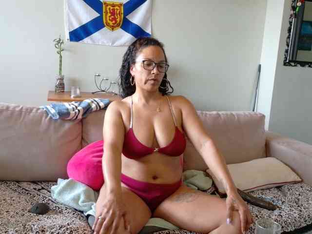 TemptationNHeat webcam