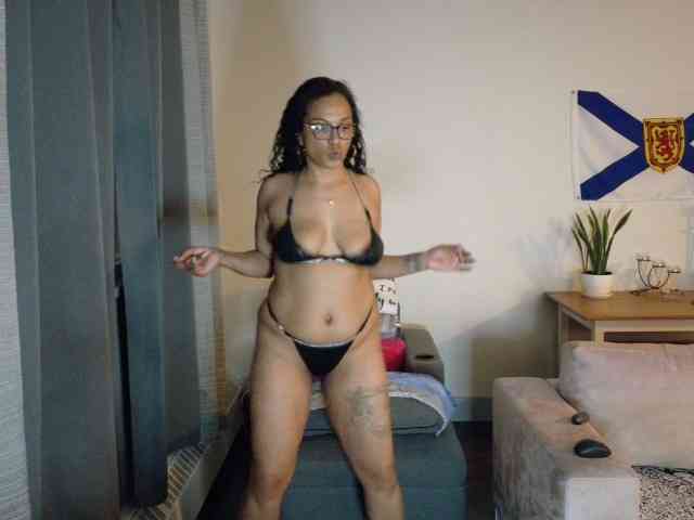 TemptationNHeat webcam