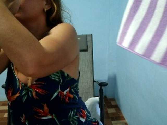 mamajhaxx01 webcam