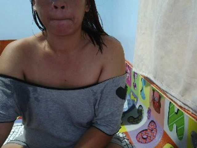 mamajhaxx01 webcam