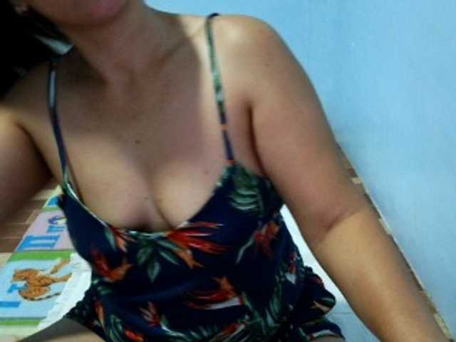 mamajhaxx01 live cam on BongaCams