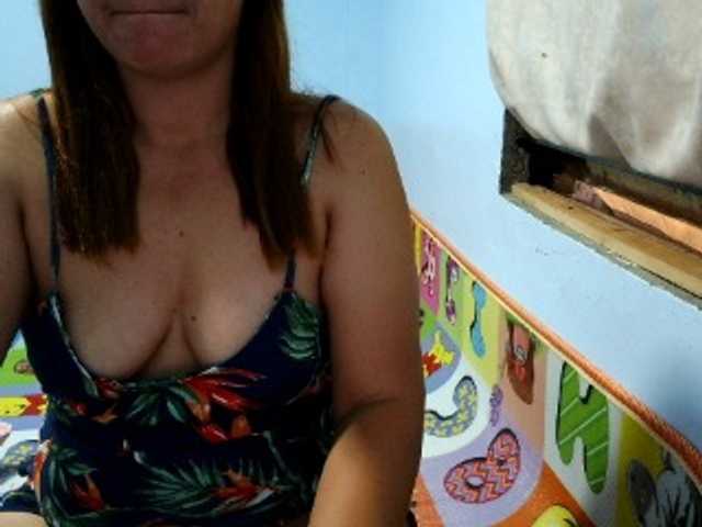 mamajhaxx01 webcam