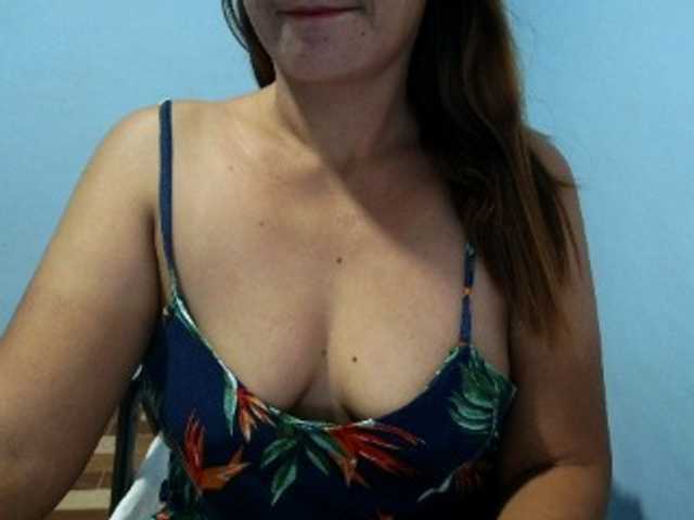 mamajhaxx01 webcam
