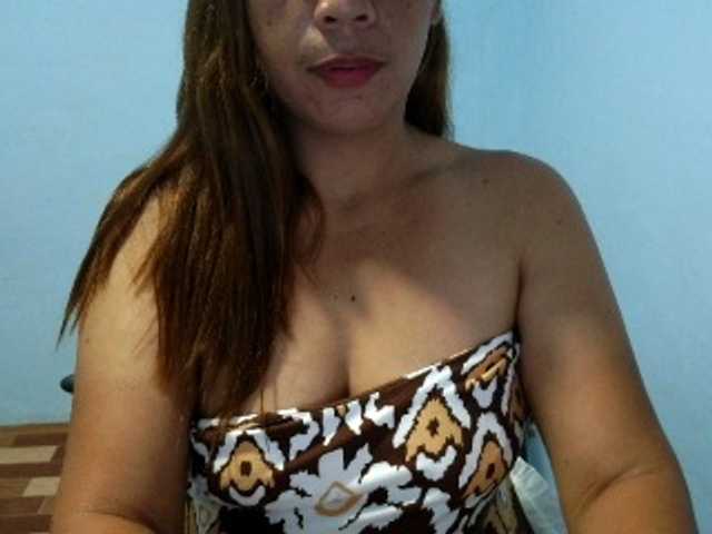 mamajhaxx01 live cam on BongaCams