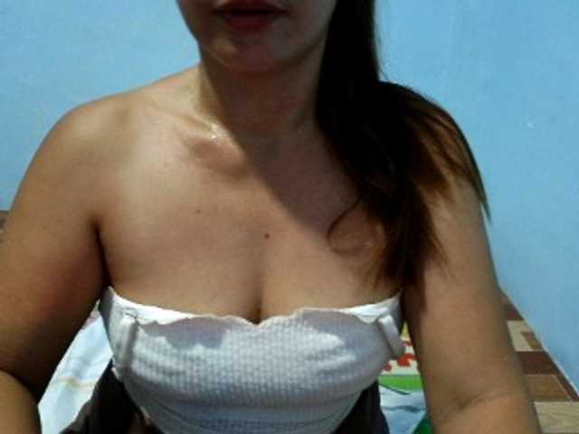 mamajhaxx01 webcam bongacams model stream image
