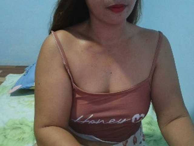 mamajhaxx01 live cam on BongaCams