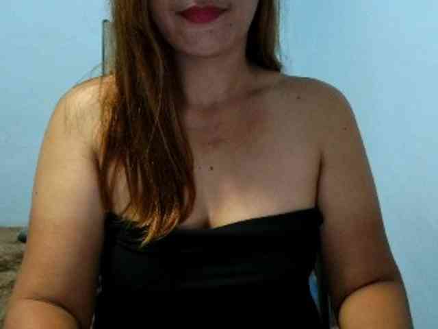 mamajhaxx01 webcam