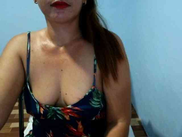 mamajhaxx01 webcam