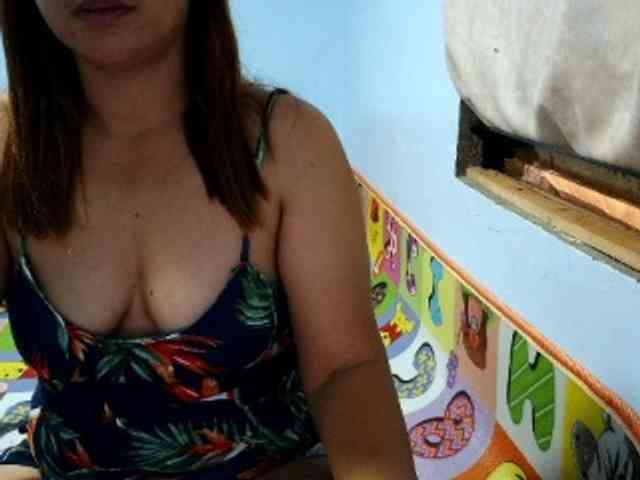 Model: mamajhaxx01