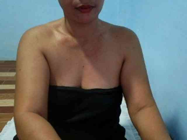 mamajhaxx01 webcam