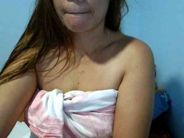 Model: mamajhaxx01