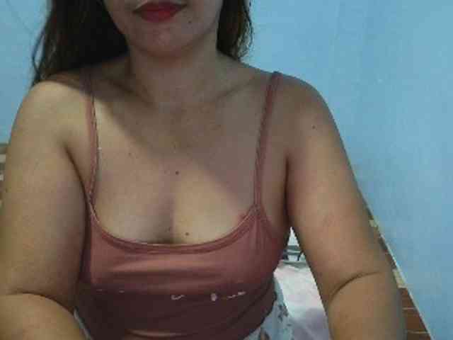 mamajhaxx01 webcam