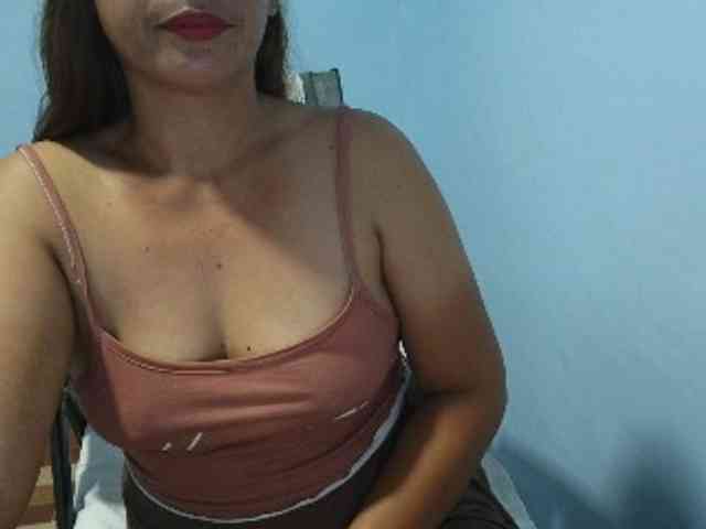 mamajhaxx01 webcam