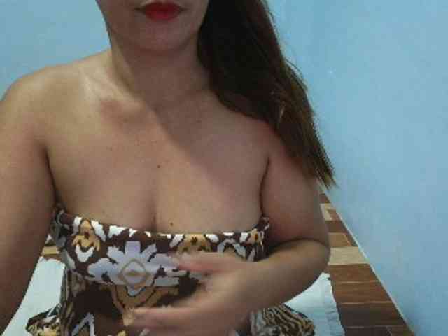 mamajhaxx01 webcam