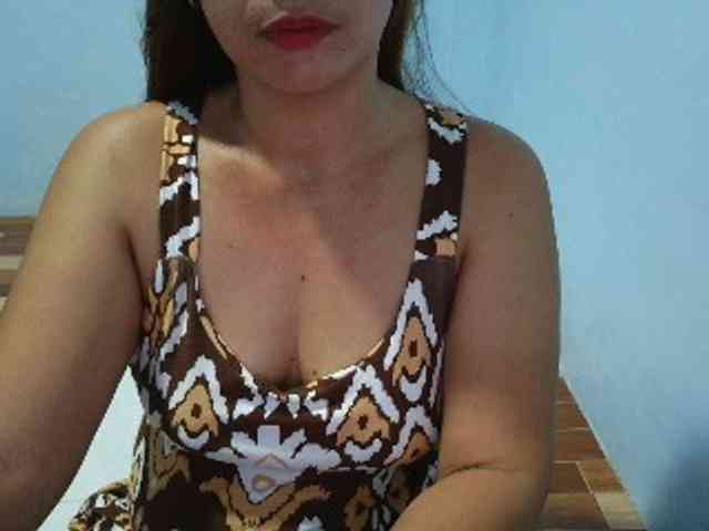 mamajhaxx01 webcam