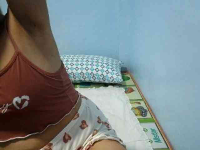 mamajhaxx01 webcam