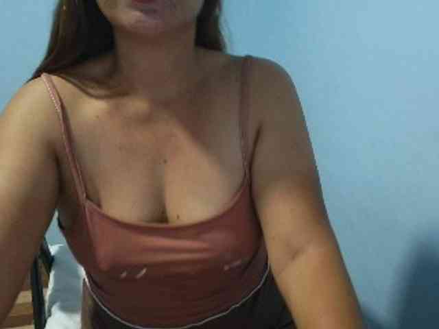 mamajhaxx01 webcam