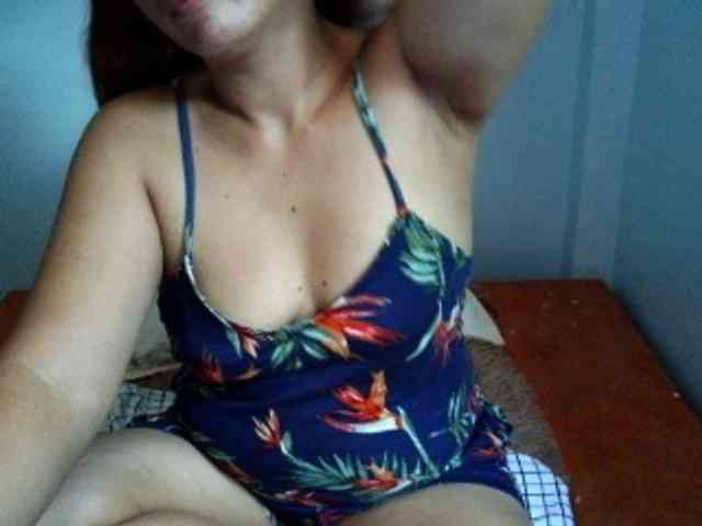 mamajhaxx01 webcam