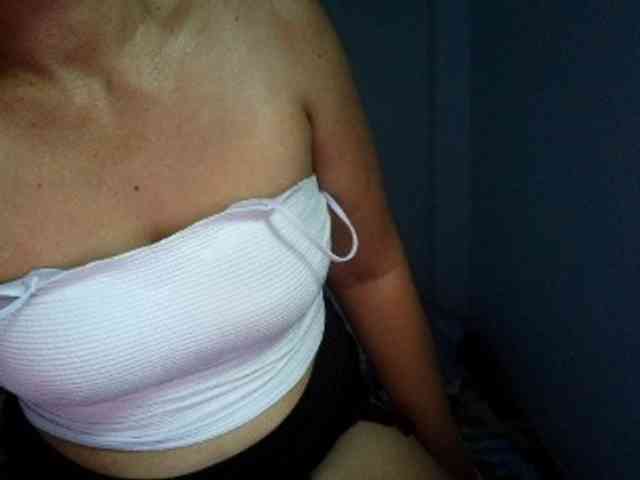 mamajhaxx01 webcam