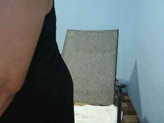 mamajhaxx01 webcam
