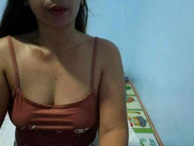 mamajhaxx01 webcam