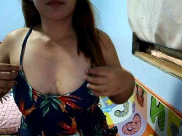 mamajhaxx01 webcam