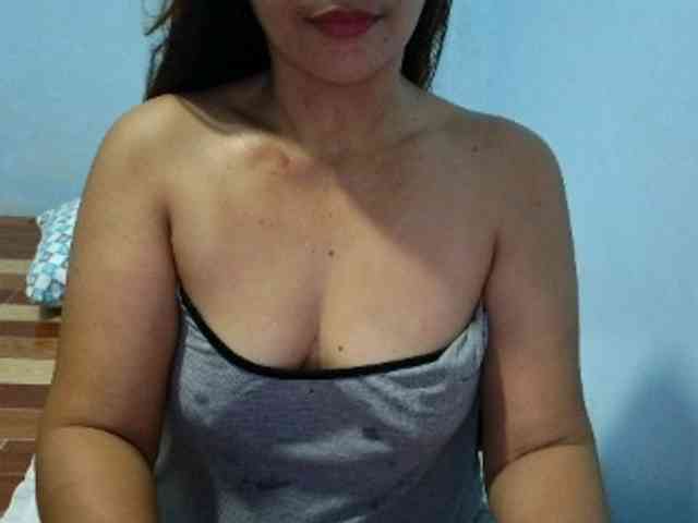 mamajhaxx01 webcam