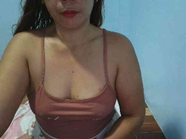 mamajhaxx01 webcam