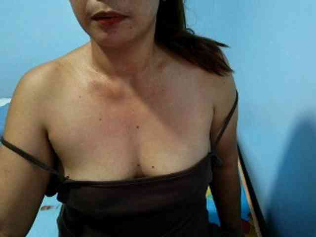 mamajhaxx01 webcam