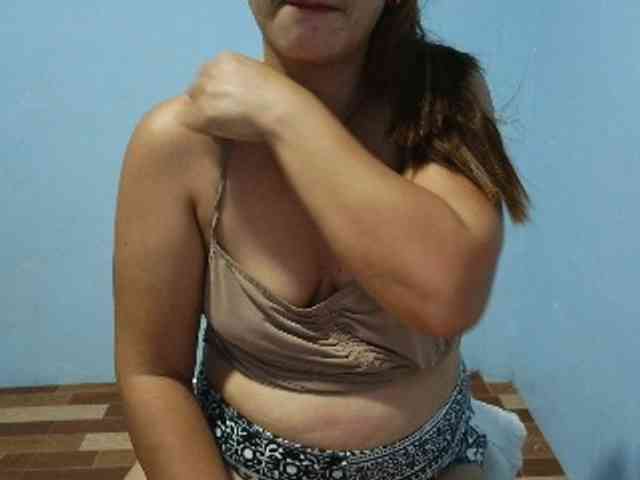 mamajhaxx01 webcam