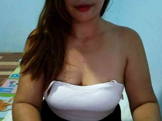 mamajhaxx01 webcam