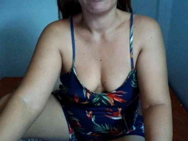 mamajhaxx01 webcam