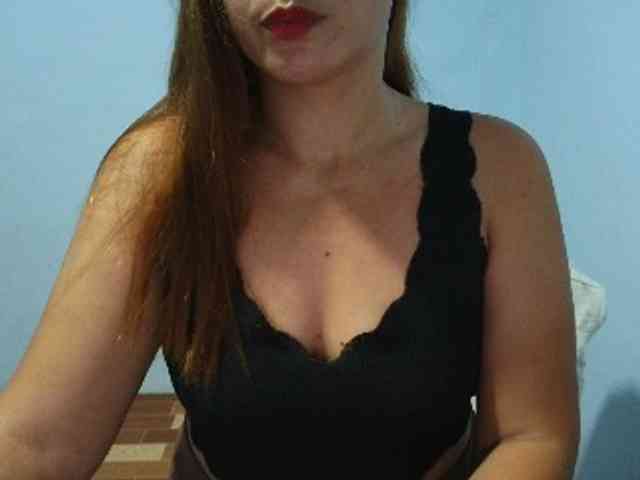 mamajhaxx01 webcam