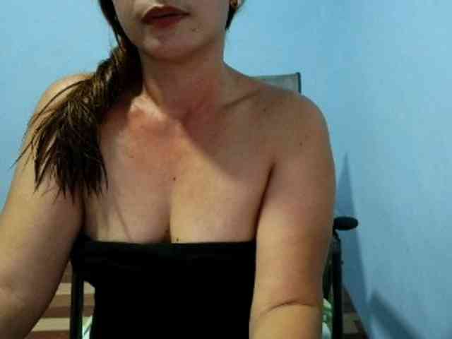 mamajhaxx01 webcam