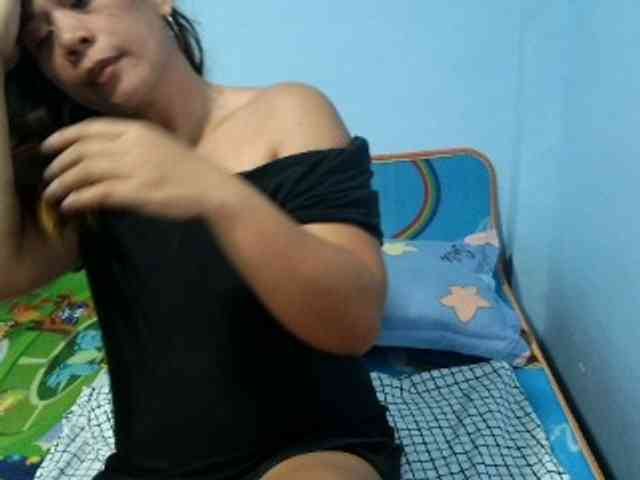 mamajhaxx01 webcam