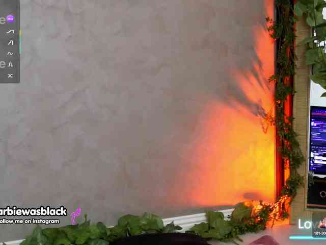 Modèle: NaomyBlackBarbie