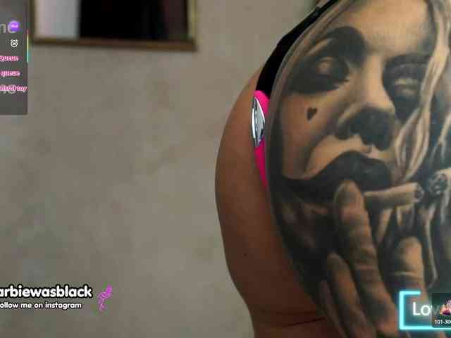 Modèle: NaomyBlackBarbie