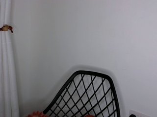 Brianna-1's Live Webcam